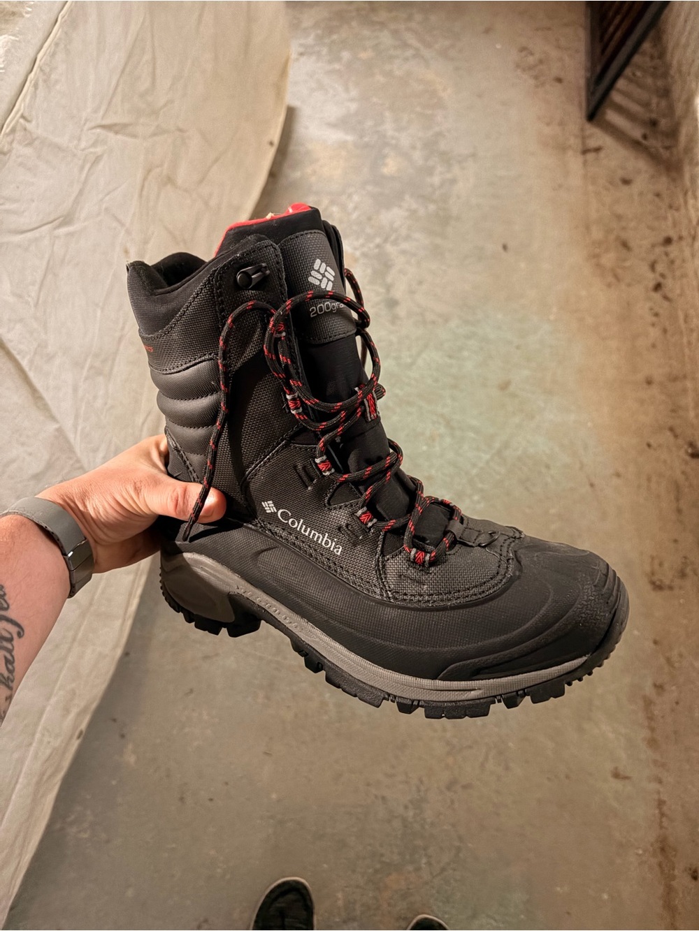 Columbia Men's Black and Red Insulated Winter Hiking Boots